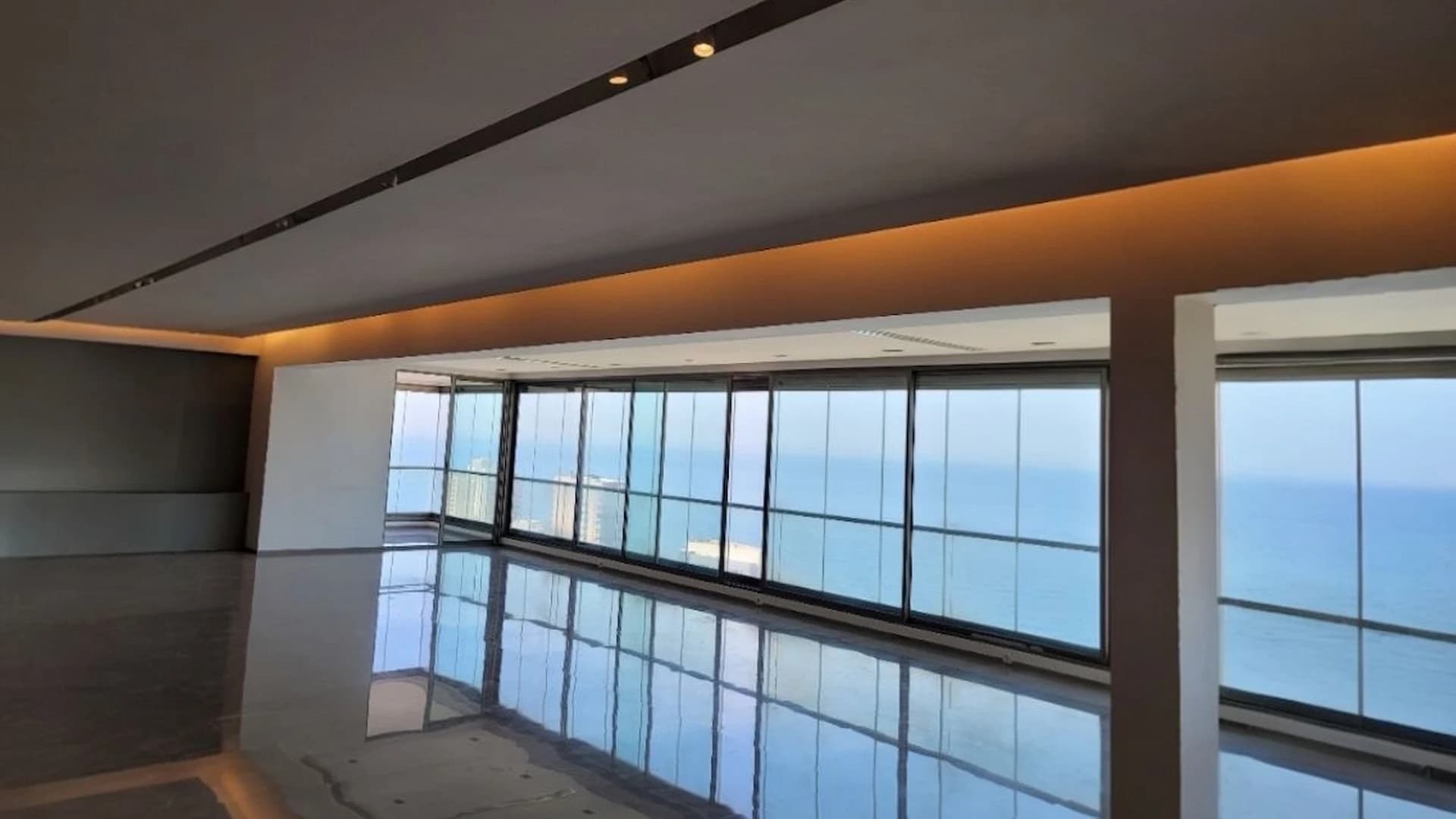 ترميم وتشطيب